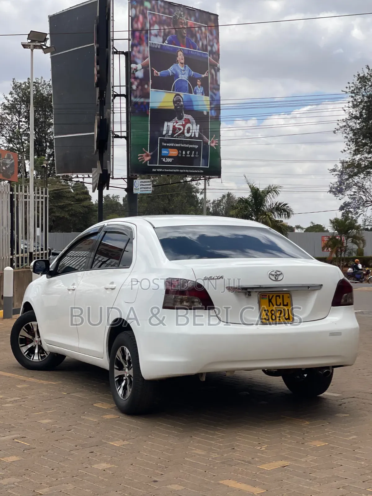 Toyota Belta 2010 White