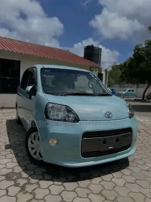 Toyota Spade 2019 Blue