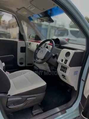 Toyota Spade 2019 Blue