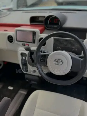 Toyota Spade 2019 Blue