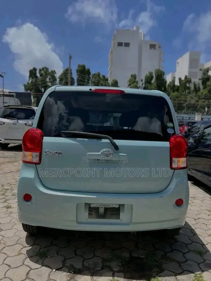 Toyota Spade 2019 Blue