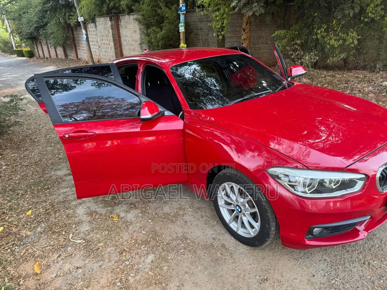 BMW 118i 2016 Red