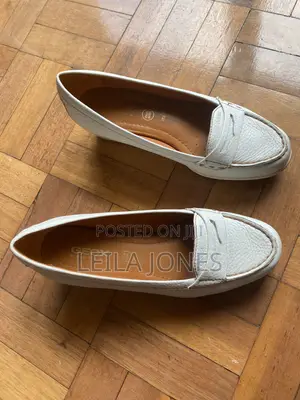 Women’s Shoes