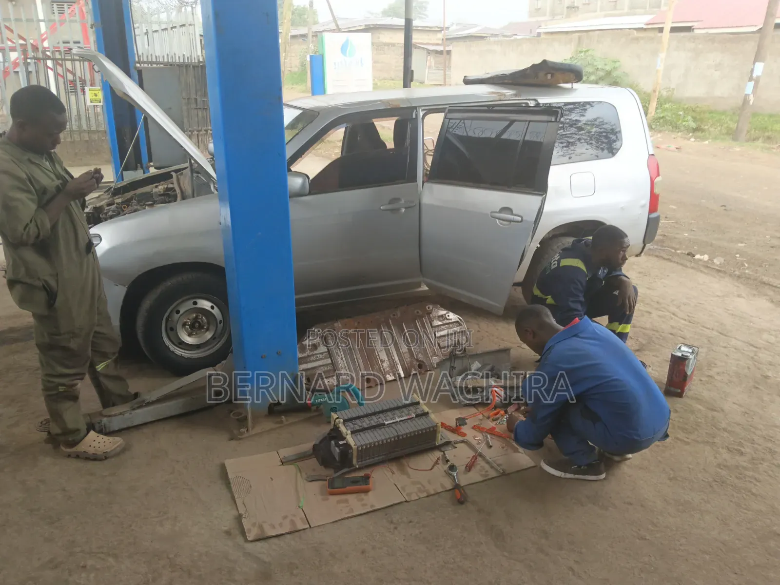 Hybrid Car Battery Service
