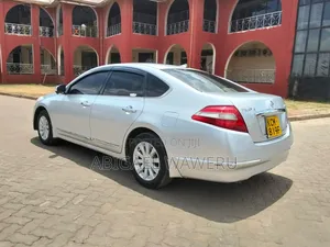 Nissan Teana 2010 Silver