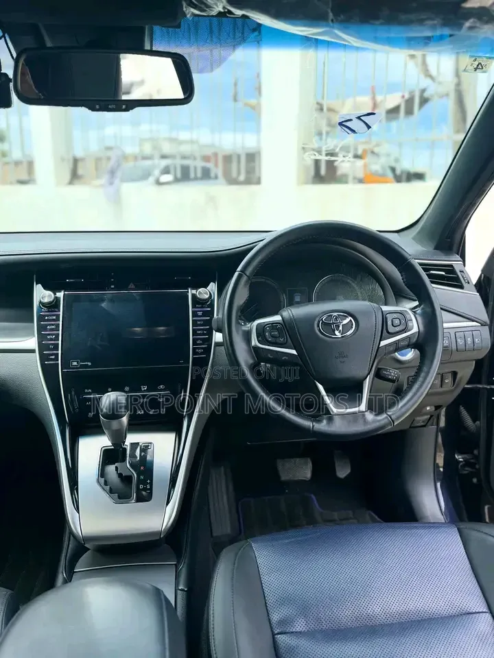 Toyota Harrier 2025 Black