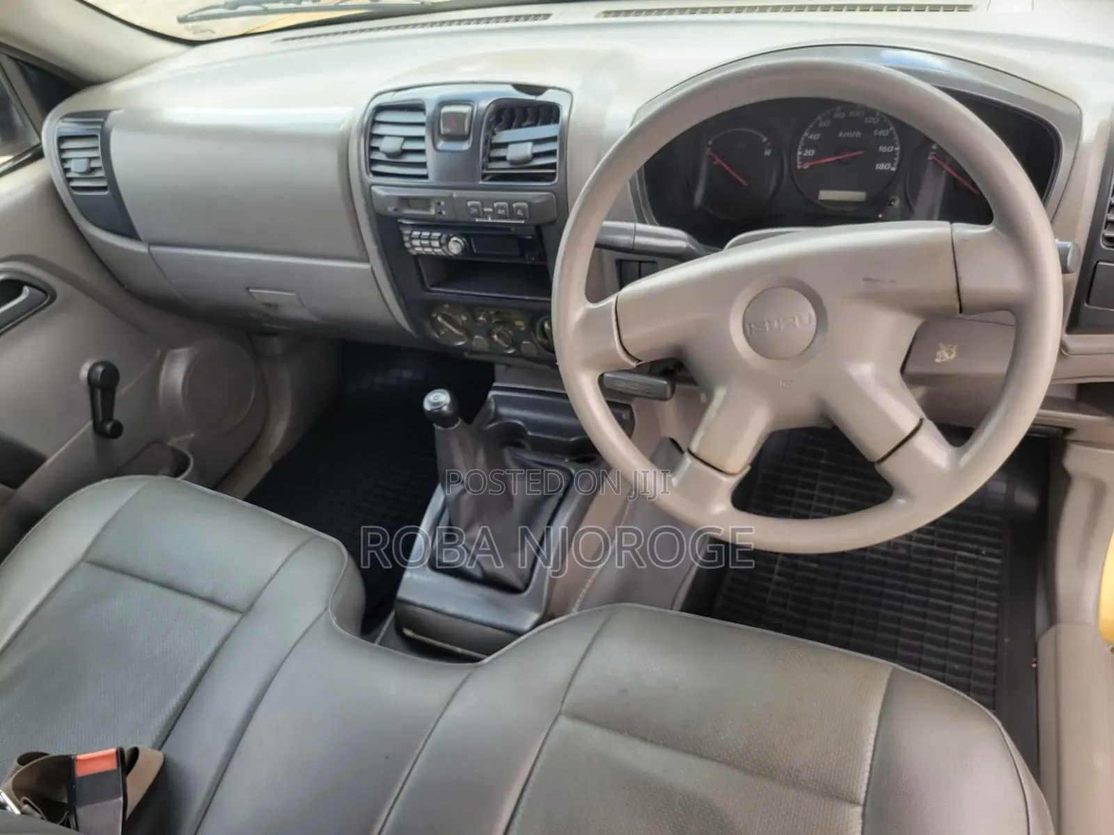 Isuzu D-MAX 2008 Brown