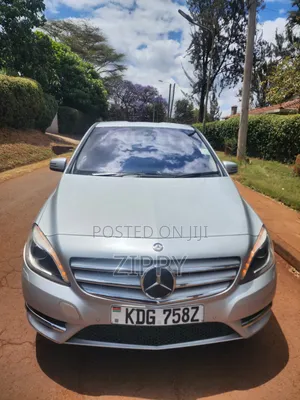 Mercedes-Benz B-Class B180 Petrol 2015 Silver