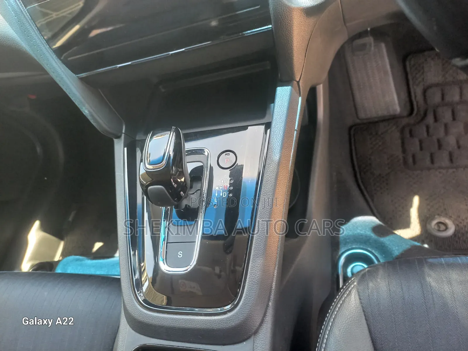 Honda Fit Shuttle 2020 Gray