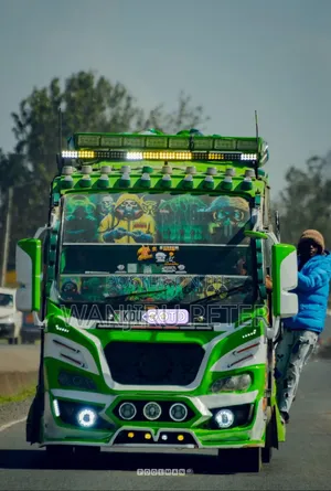 Isuzu NQR 2025 Green