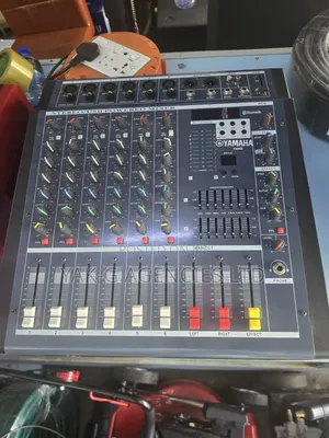 Yamaha Mixer 6 Chanel