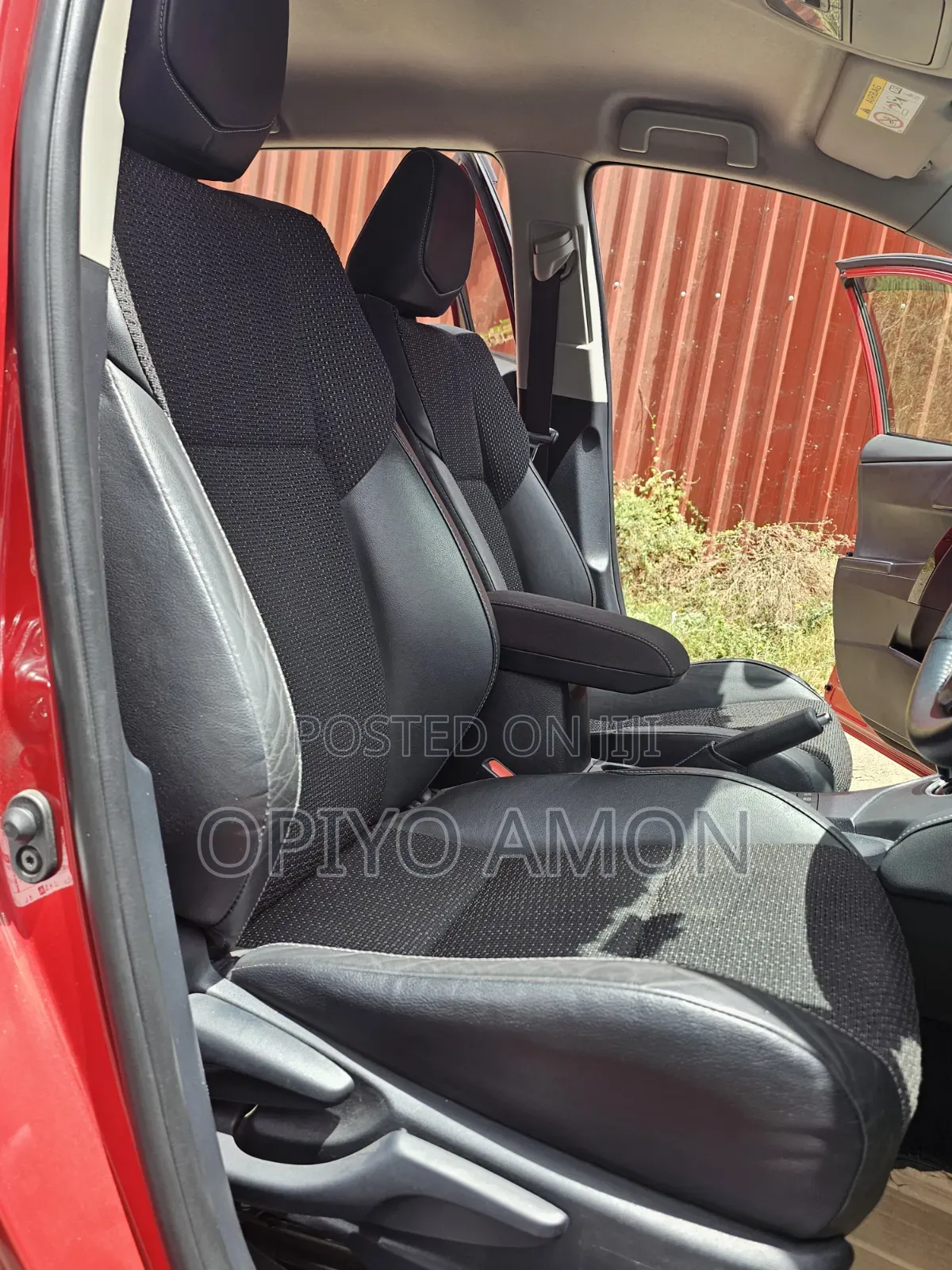 Toyota Auris 2017 Red
