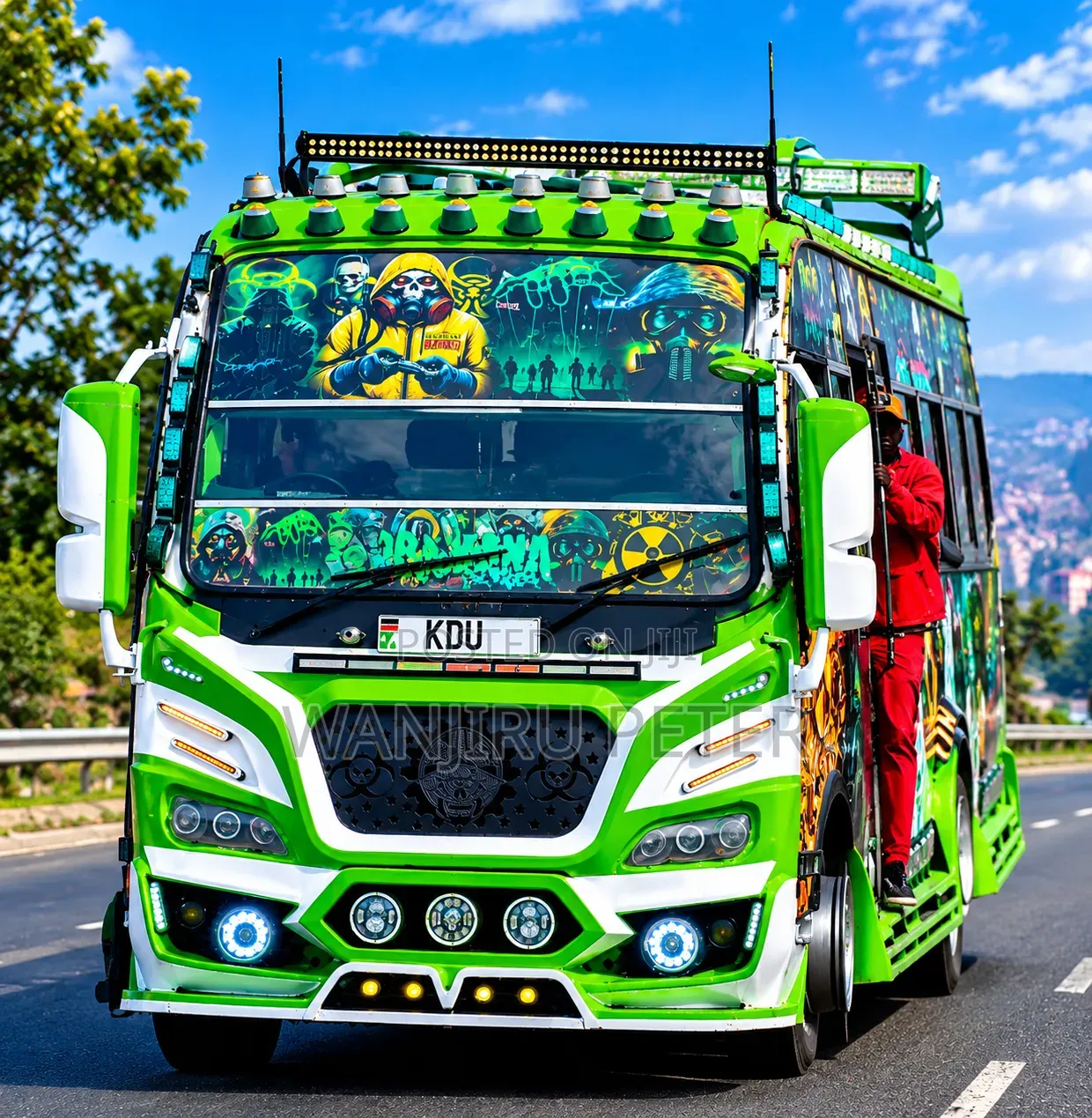 Isuzu NQR 2025 Green