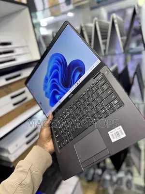Laptop Dell Latitude 5300 8GB Intel Core i5 SSD 256GB