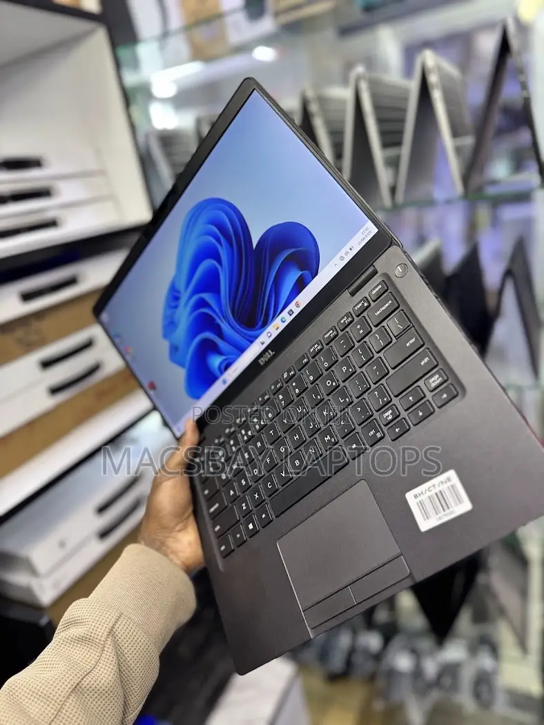 Laptop Dell Latitude 5300 8GB Intel Core i5 SSD 256GB