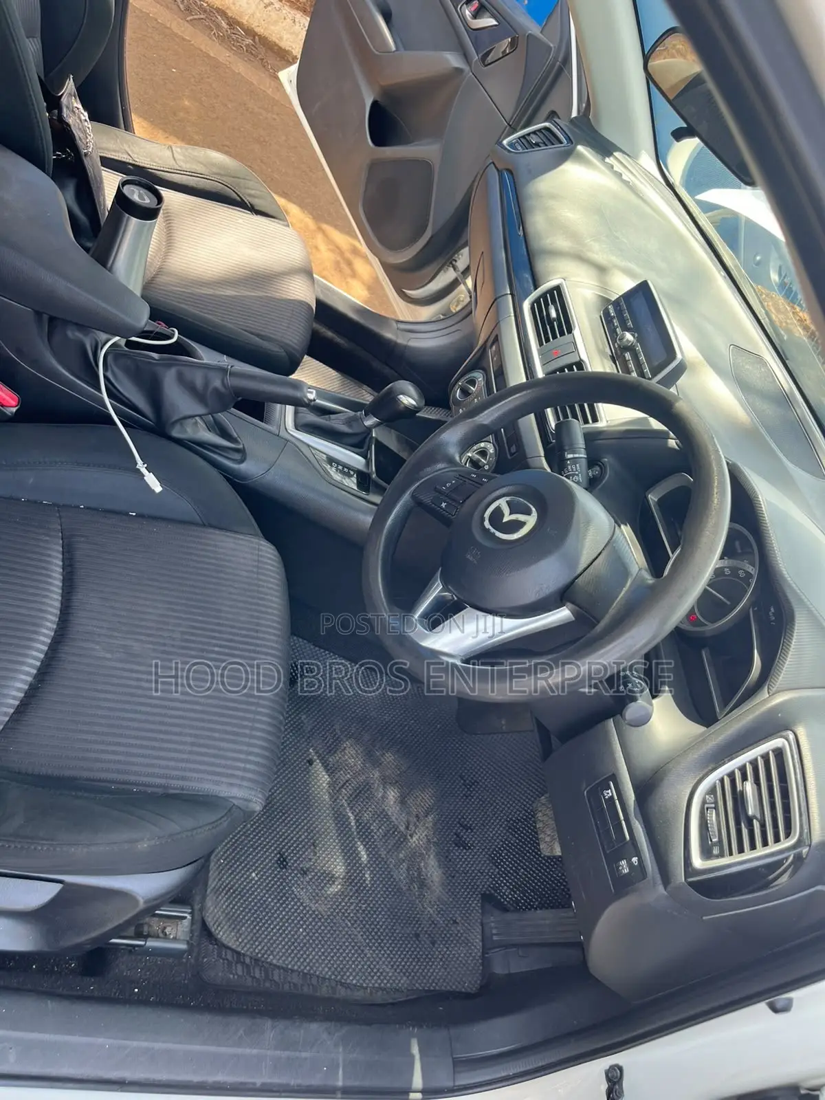 Mazda Axela 2015 White