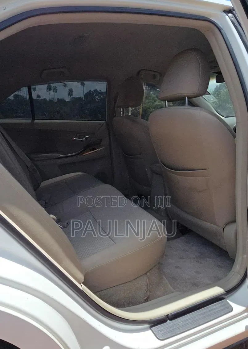 Toyota Premio 2009 White