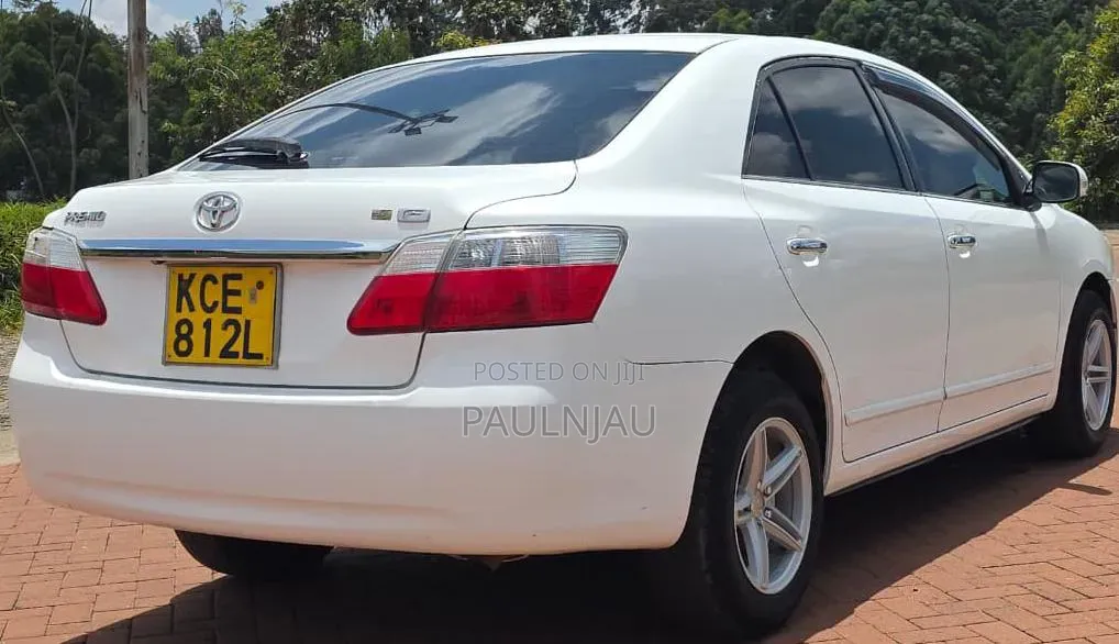Toyota Premio 2009 White