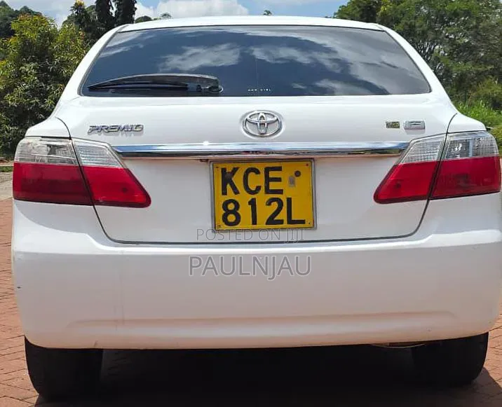 Toyota Premio 2009 White