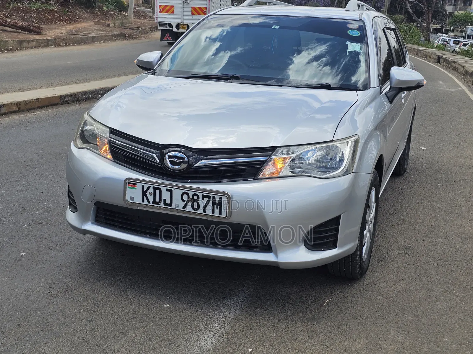 Toyota Corolla Fielder 2016 Silver