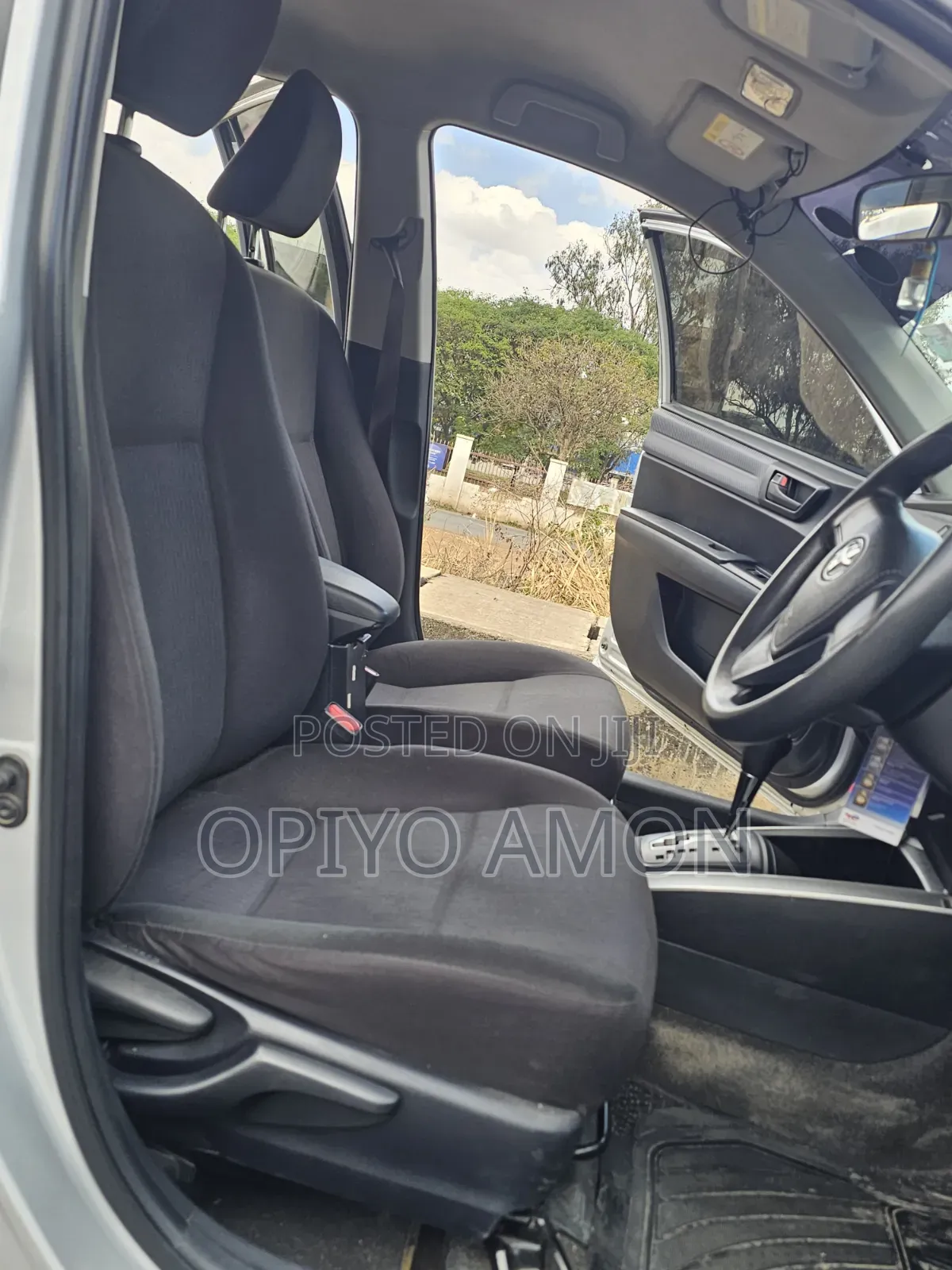 Toyota Corolla Fielder 2016 Silver