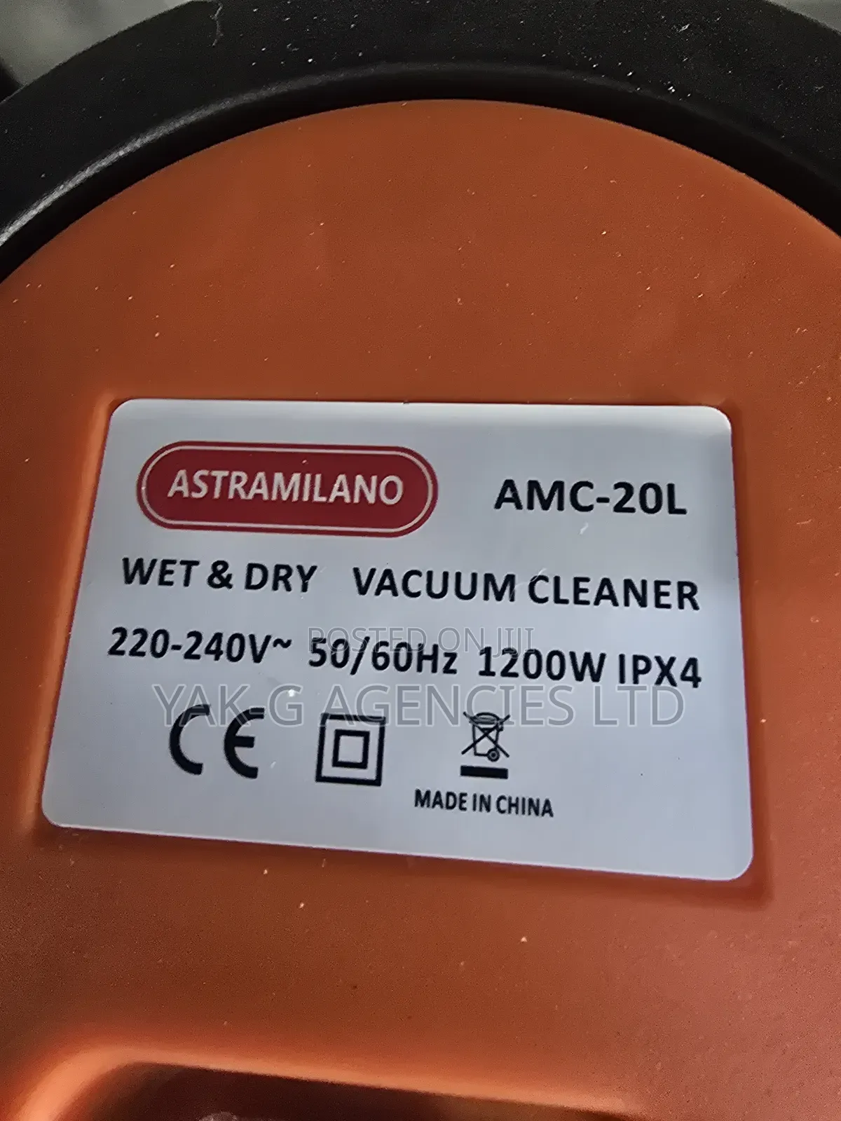 Astramilano Vacuum Cleaner Wet and Dry