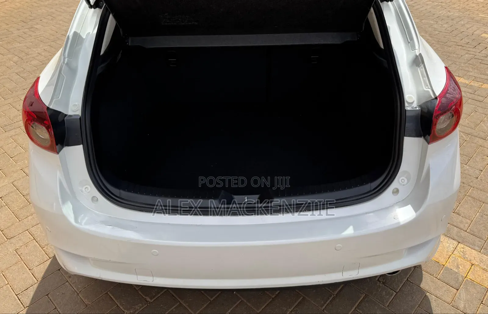 Mazda Axela 2017 White