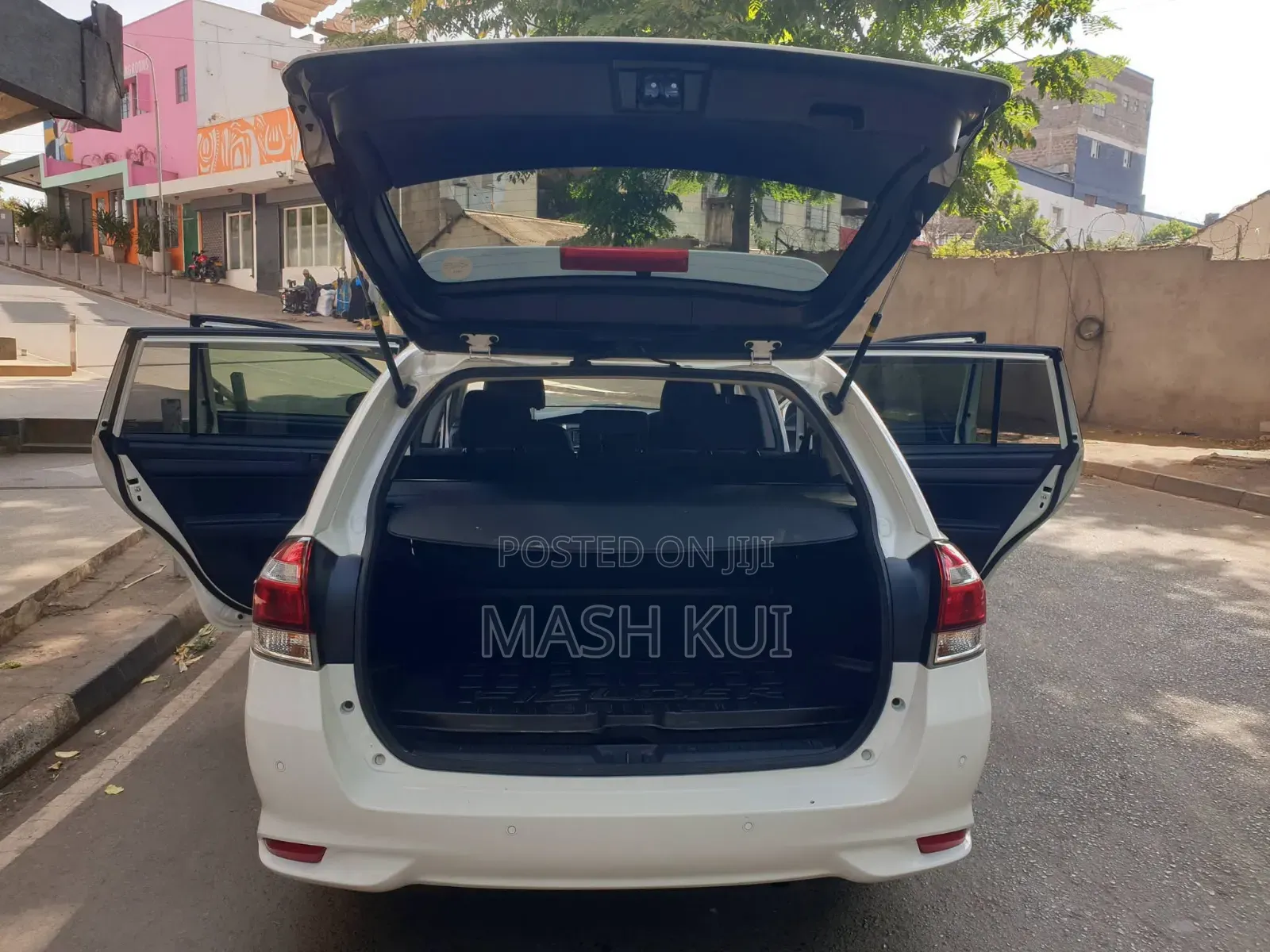 Toyota Corolla Fielder 2019 Silver