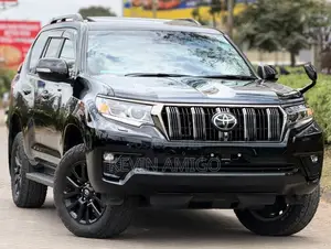 Toyota Land Cruiser Prado 2.8 2022 Black