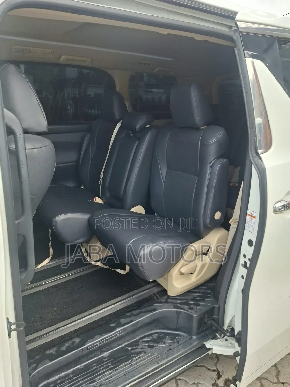 Toyota Alphard 2019 White