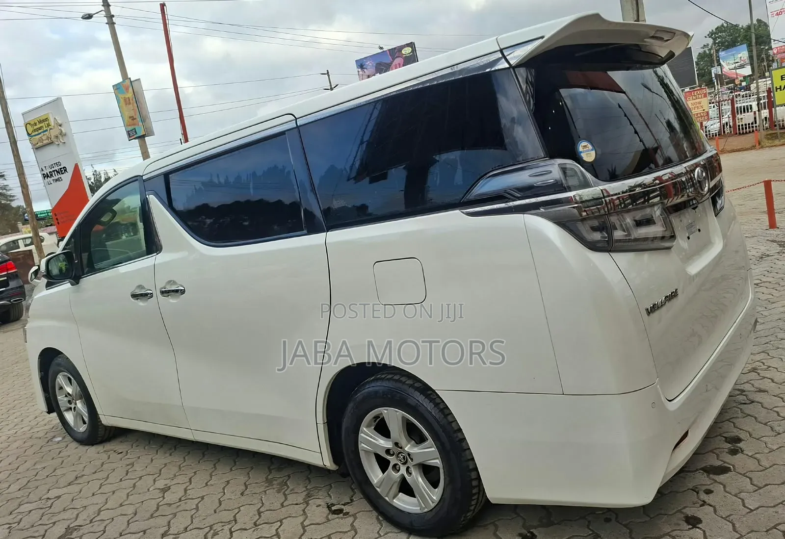 Toyota Alphard 2019 White