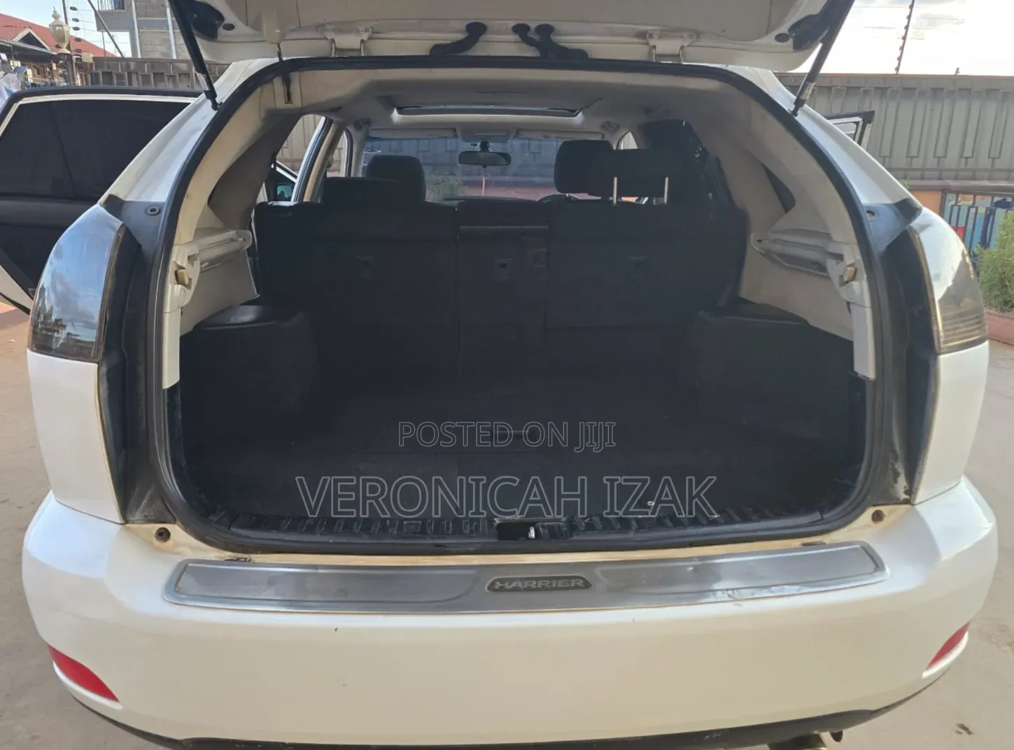 Toyota Harrier 2006 White