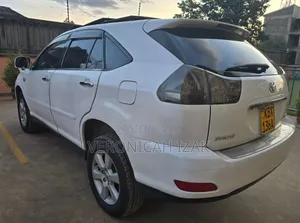 Toyota Harrier 2006 White
