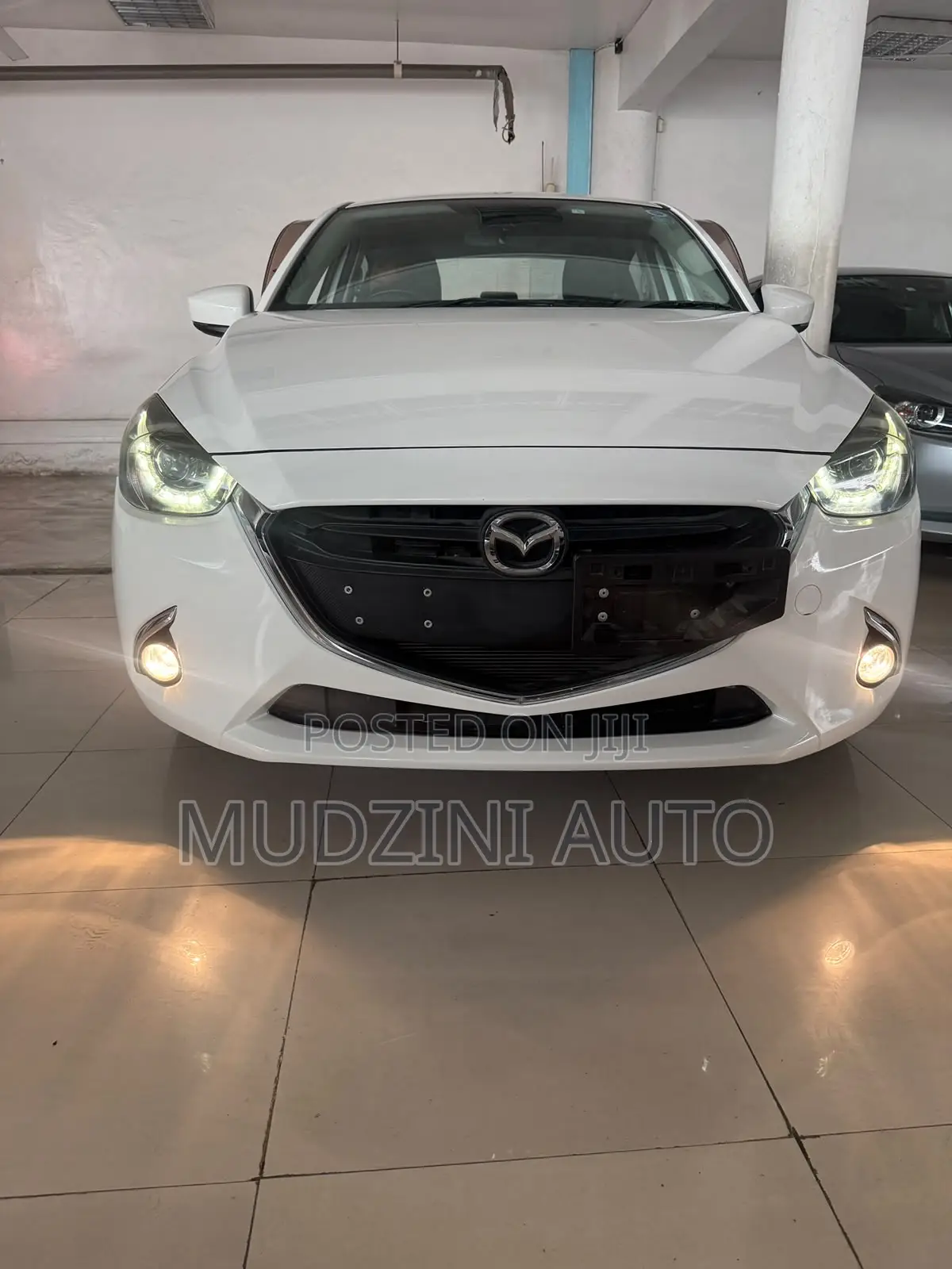Mazda Demio 2018 White