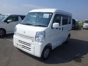 Suzuki Every Wagon 2019 White