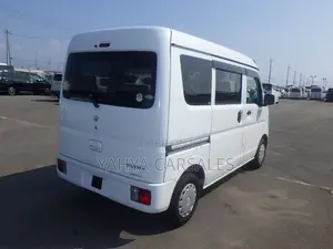Suzuki Every Wagon 2019 White