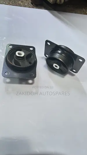Front Left Engine Mount Suzuki