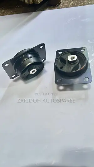 Front Left Engine Mount Suzuki