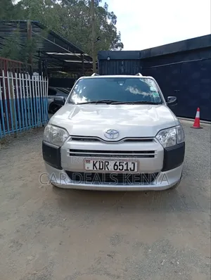 Toyota Succeed 2018 Silver