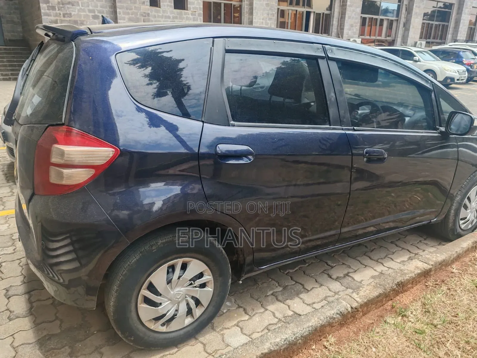 Honda Fit Automatic 2010 Blue