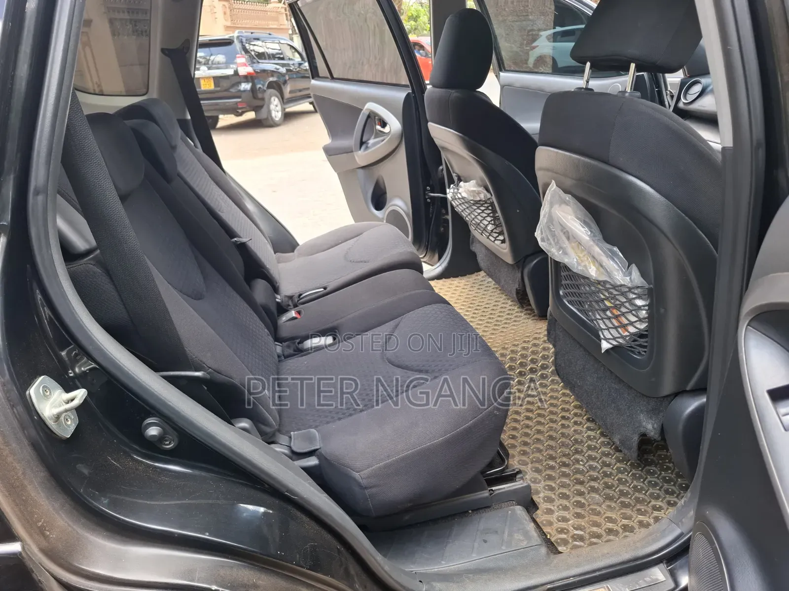 Toyota Vanguard 2012 Black