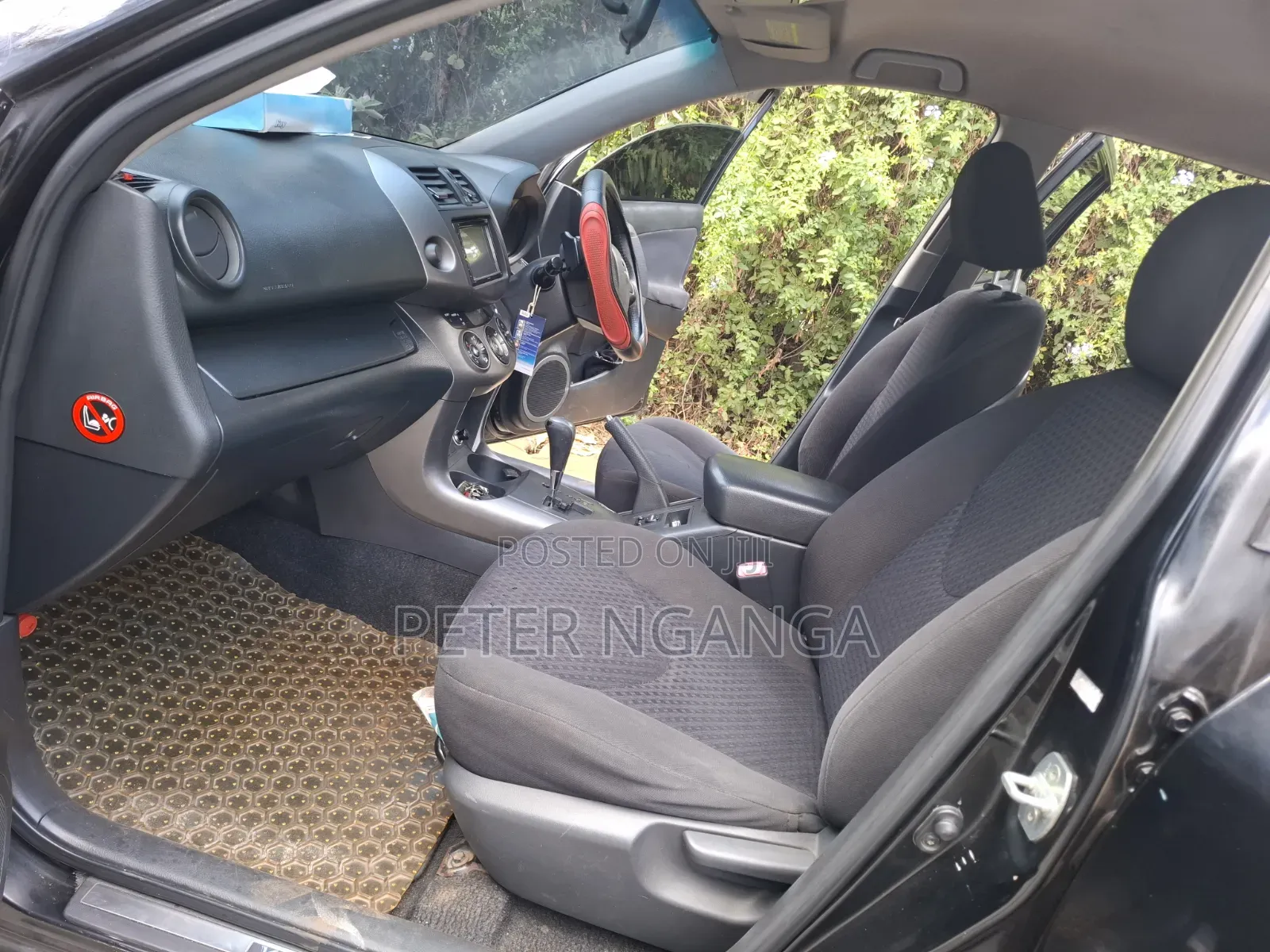 Toyota Vanguard 2012 Black