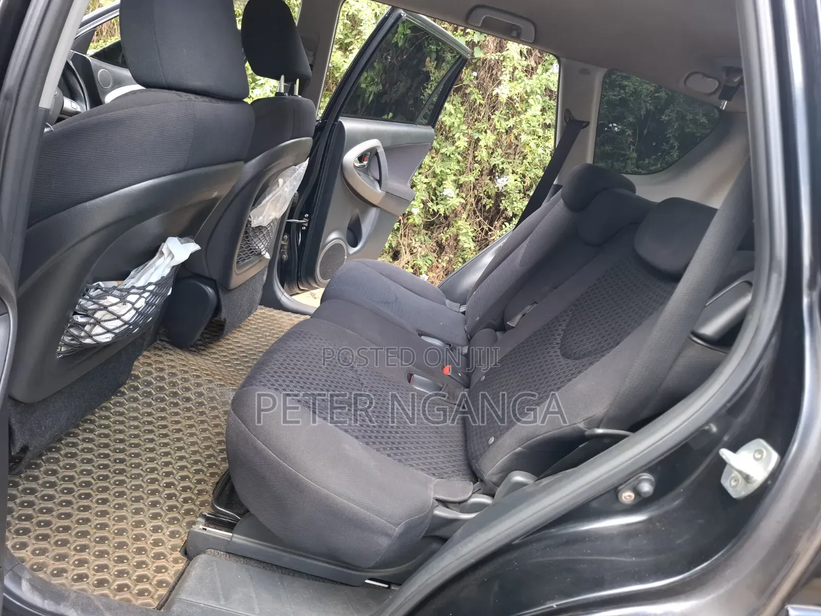 Toyota Vanguard 2012 Black