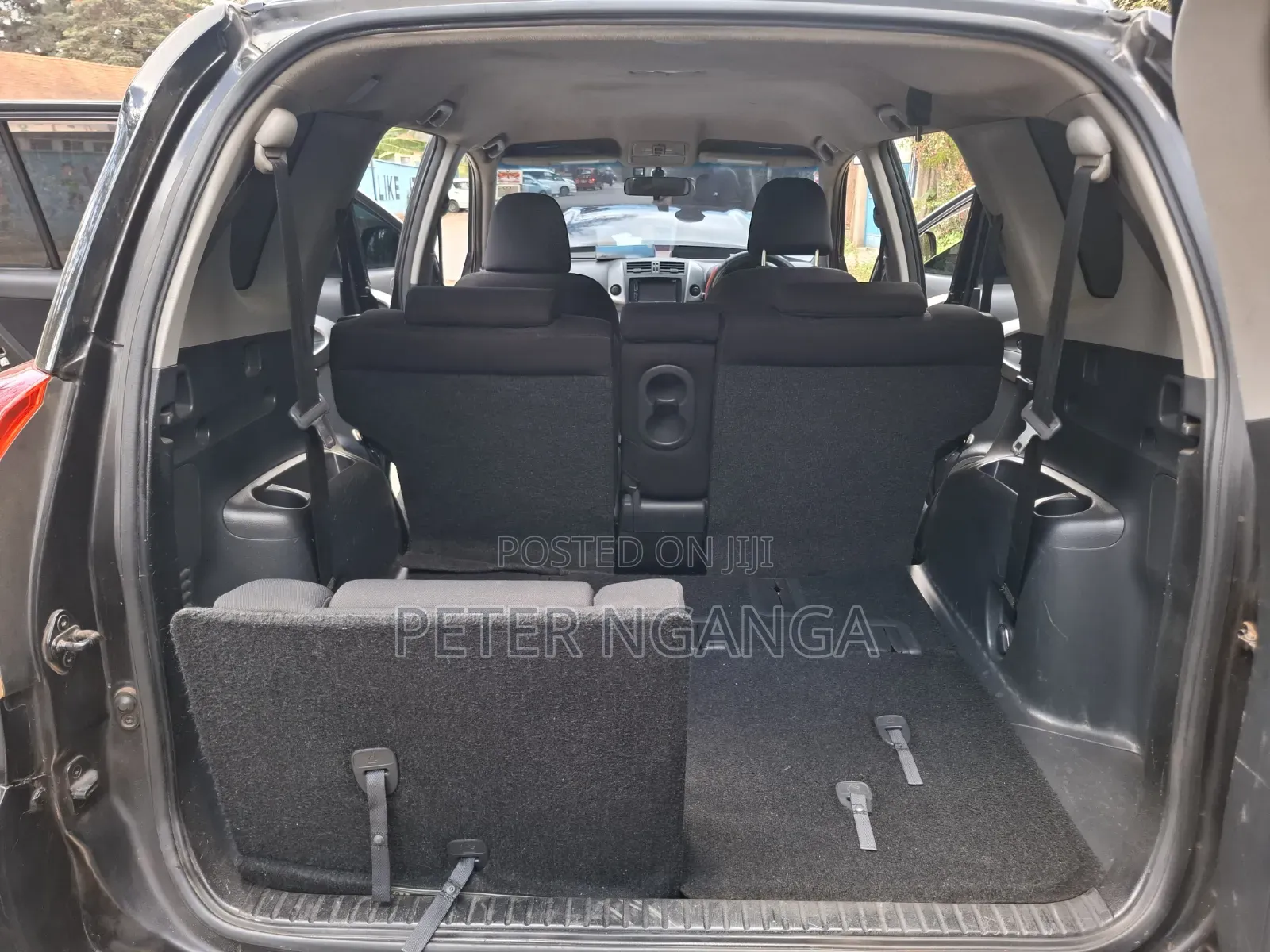 Toyota Vanguard 2012 Black