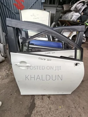 Sienta 2018- Front Right Door