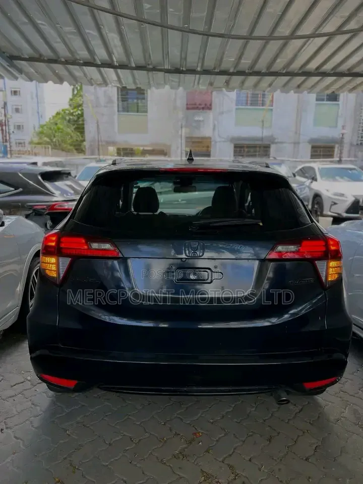 Honda Vezel 2019 Black