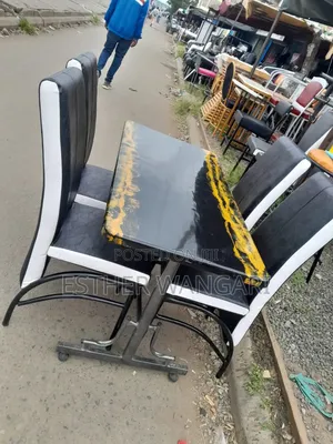 Mix Black and White Set of Four Seat and Table