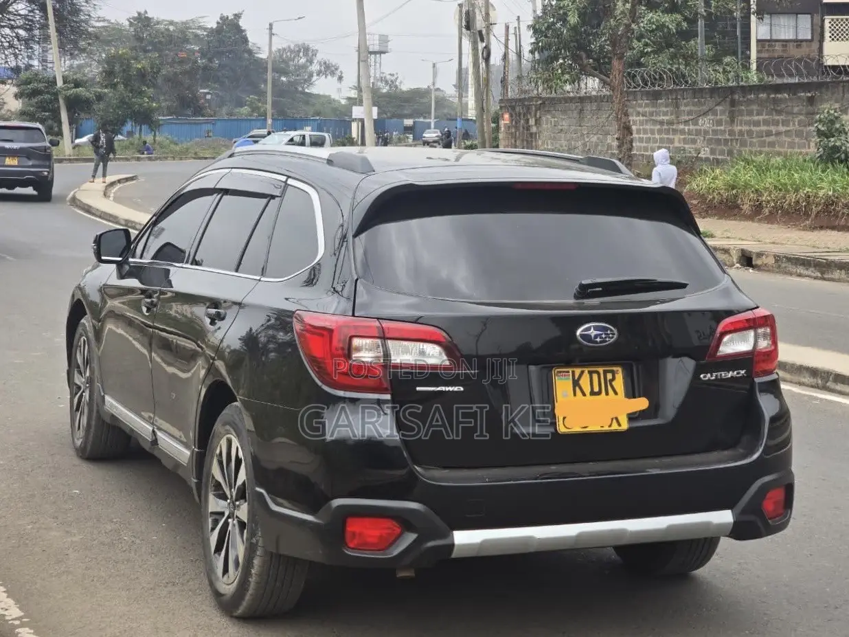Subaru Outback 2017 Blue