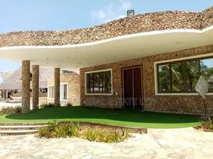 Kola Beach Resort