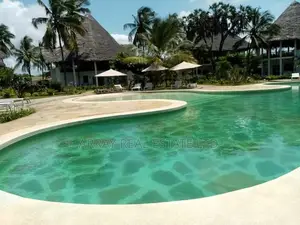 Kola Beach Resort